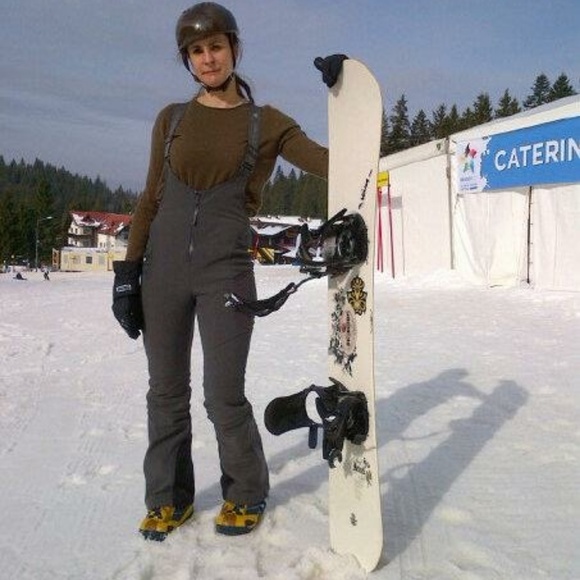 Style: Classy, Sassy, Elegant, Edgy, Chic, OnTrend - Picture 2 of 8